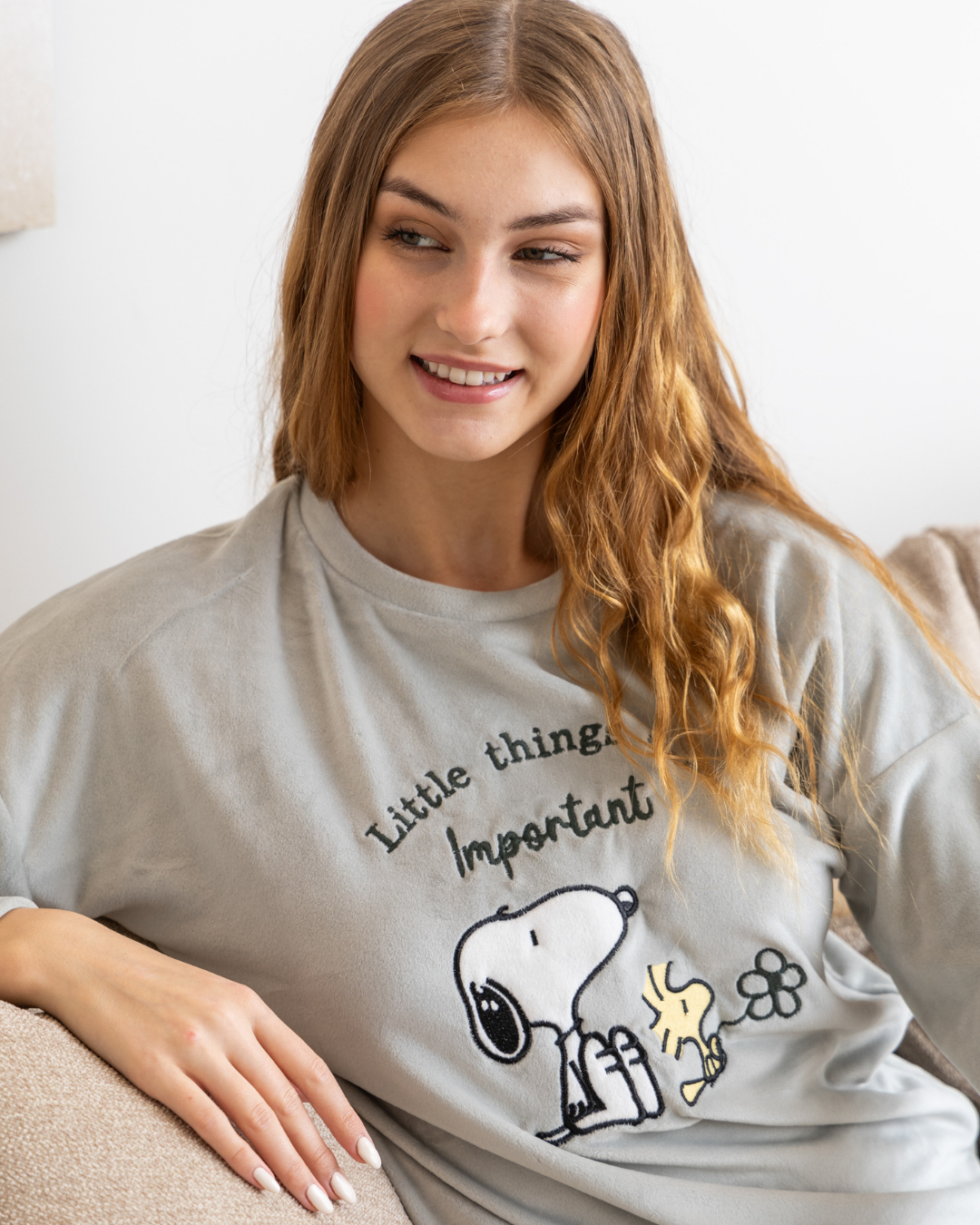 Little things are important Women's pajamas with Snoopy embroidery