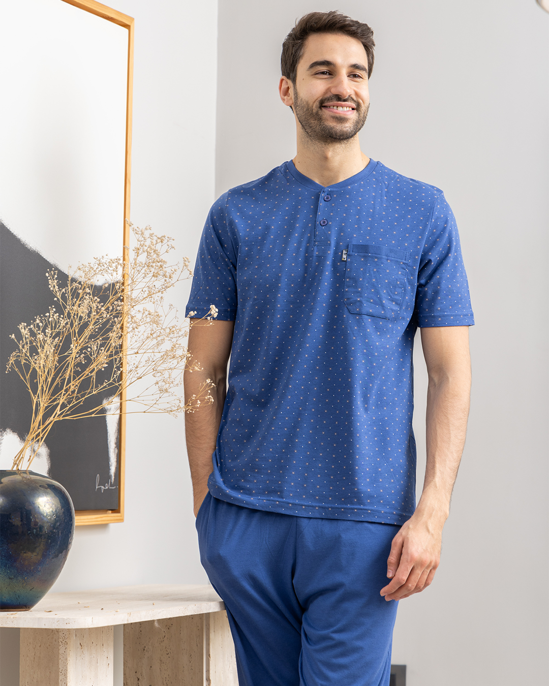 Men's pajamas, round buttons, square print, plain pants