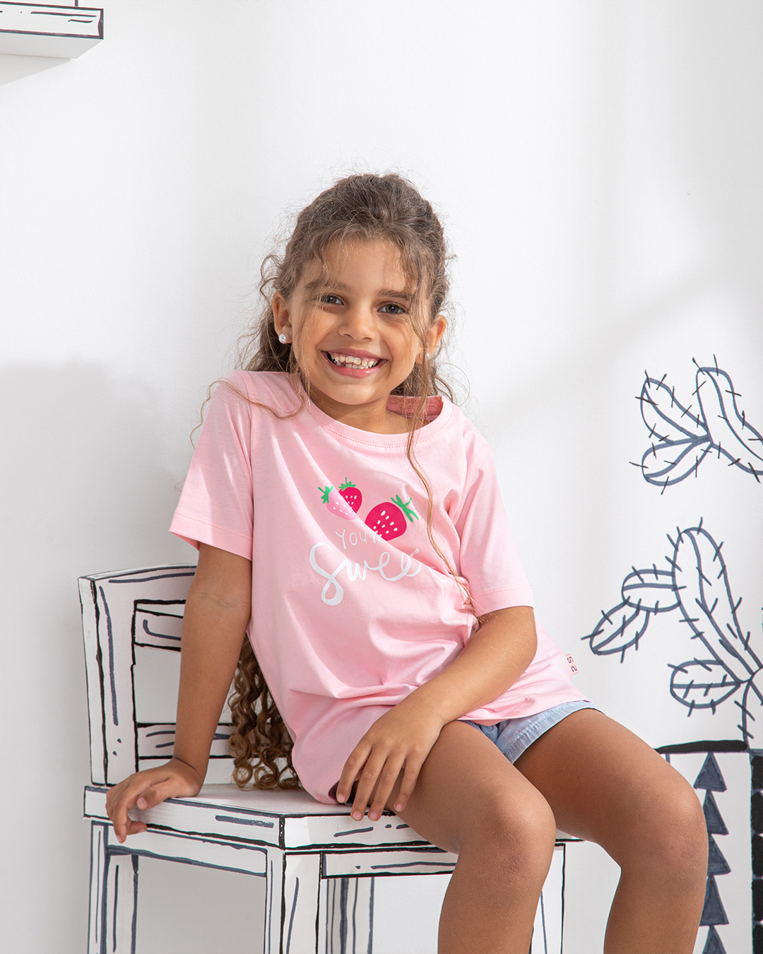 Strawberry half sleeve t-shirt for girls