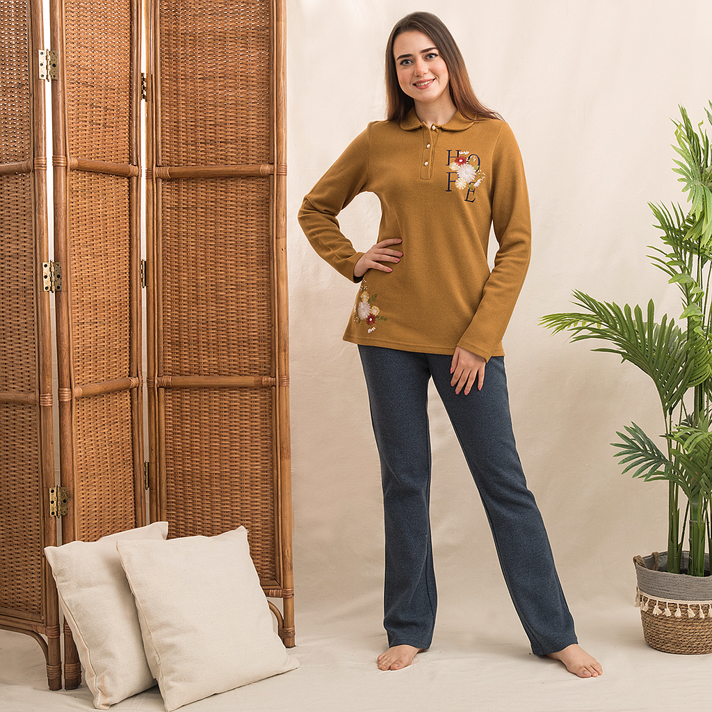 Hope cashmere pajamas embroidered with flowers