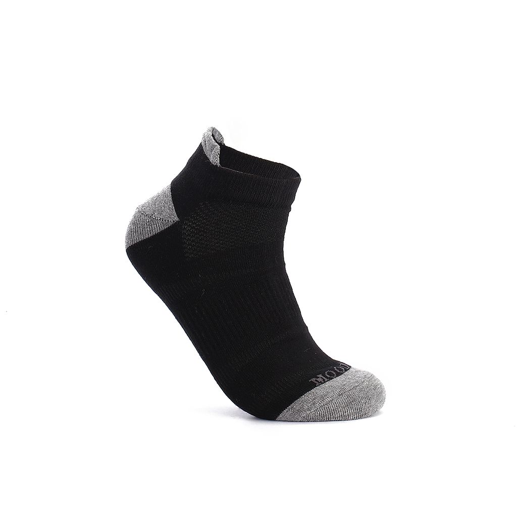 Men's short socks without a plain towel