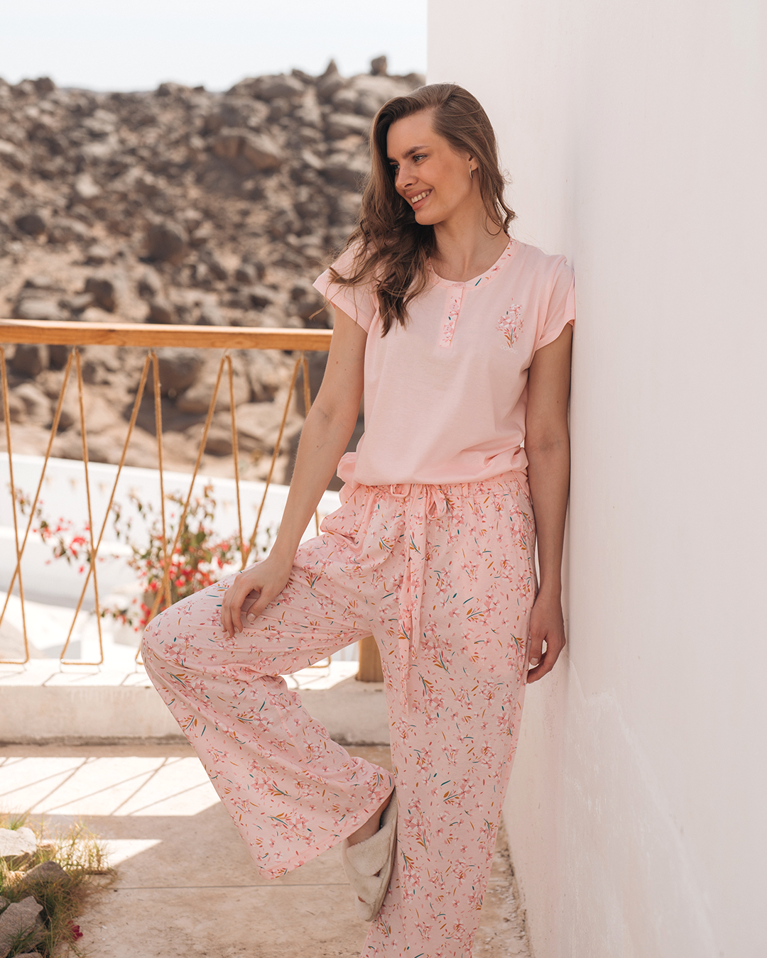 Women's pajamas with floral printed modal pants