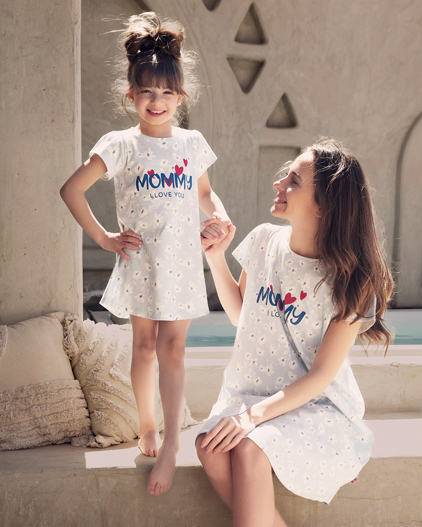 Mommy night shirt for my children, girls, flowers